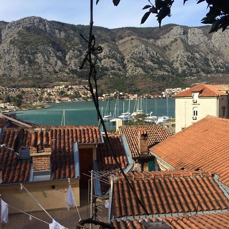 Chic & Stylish With Seaview-Terrace - Kotor Indah 아파트 외부 사진